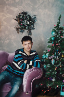 2016.01.04 Me and the New Year's tree in the beginning of 2016. 
© 2016 Lianess.ru at the FotoHan.ru studio