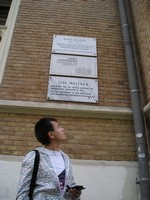 2016.09.17 I was surprised to note that the Vienna Academic Gymnasium (Akademisches Gymnasium) was the secondary school for Erwin Schrödinger, a Nobel Prize-winning Austrian physicist.