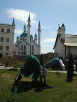 2017.04.29 In the Kazan Kremlin (Tatarstan, Russia) under a giant butterfly that supposedly was a caterpillar once, and then possibly will become a shaped bush. 😊
