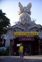 2017.06.01 At the entrance to the Romance Park, one of the best theme parks in China.