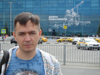 2020.08.19 I have just found out that the Domodedovo airport is now named after Lomonosov for some reason.:-?