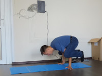 2020.10.01 Participation in the company's “industrial gymnastics” – yoga: Bakasana (Crane Pose).