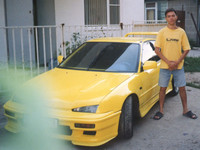 2003-08-dd. Автомобиль и футболка любимого цвета.