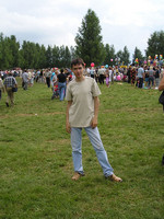 2004-07-17. На Дне огурца в Суздале.