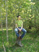 2010-05-10. Мимикрировал в весеннем лесу.