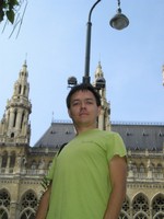 2016-09-16. Главное – венская ратуша (Wiener Rathaus) за спиной, а не фонарь из головы. 😊