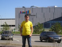 2017-05-01. На фоне лицея Иннополиса (Татарстан) – «инновационного города будущего».