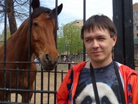 2018-04-30. Кто на кого хитрее посмотрит? :-) В Московском зоопарке.