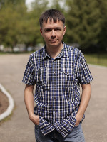 2019-05-21. Рядом с офисным зданием основной работы (фотосессия к 30-летию фирмы).