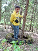 2019-05-25. В одном колесе вместе с деревом.