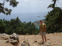 2019-06-03. Почти на вершине горы, где находится монастырь (часовня) Панагия Цамбика.