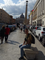 2019-10-03. На пути к Ватикану и его собору святого Петра (Basilica di San Pietro in Vaticano) в Риме.