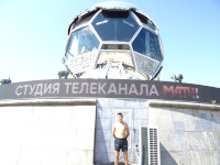 2021-07-11. После купания у студии телеканала «Матч!».