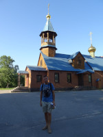2021-07-12. С деревянной Петровской церковью (святителя Петра, митрополита Московского) в парке Александрино.