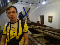 2022-06-05. The little boat of Peter I in the foreground and Peter I the Great himself in the background – in the center of the museum-estate “The Little Boat of Peter I”.