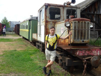2022-06-05. With some kind of old locomotive, looking like a tractor 😊, in the Pereslavl Railway Museum, for some reason renamed to the “Museum of Steam Locomotives “Kukushka”. 🤔