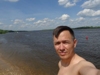 2022-06-10. Here I have not just discovered the bathing season for myself – in general, I have discovered swimming in the Oka (in Murom, the Vladimir region, Russia) for myself!