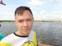 2022-06-10. Sailing on a pleasure boat from the Murom Bridge.