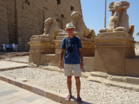 2022-08-21. I used to think that sphinxes were only cat-like, but I went to Luxor I saw mutton-like sphinxes there. 😮