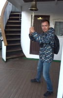 2022-10-09. I do not know the name of the crew member (of the “Vityaz” scientific research vessel) who rings the ship's bell, but it is me. 😊