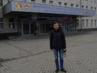 2023-03-31. На экскурсии в Центральный научно-исследовательский институт машиностроения (ЦНИИМаш): перед главным входом для получения пропуска.