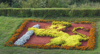 The coat-of-arms made of flowers 
© 2004 Stanislav Ogryzkov