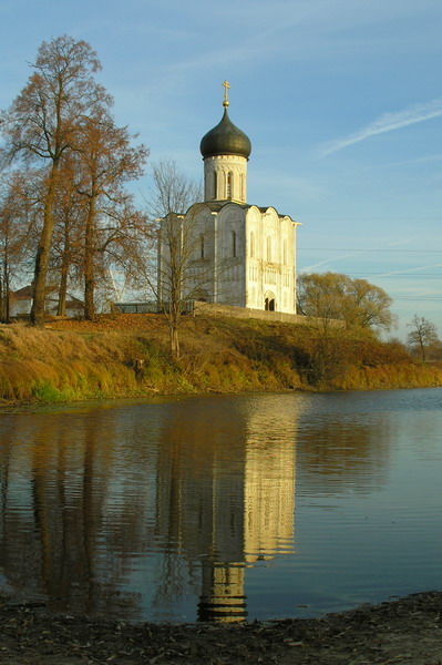 Покрова-на-Нерли в октябре
