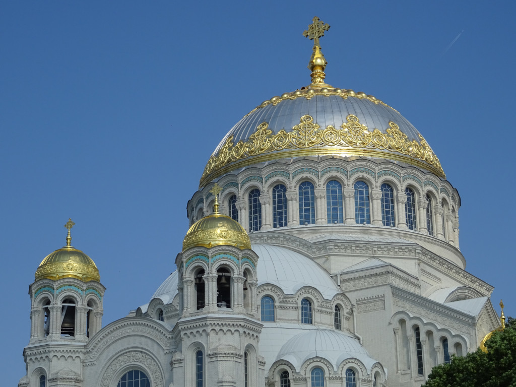 Domes of the Naval Cathedral in the Sun Domes of the Naval Cathedral in the Sun