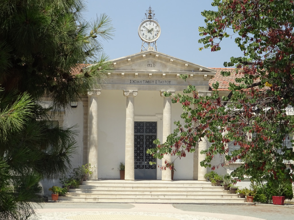 Holy Cross School Holy Cross School