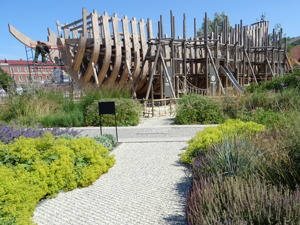 Noah's Ark in New Holland