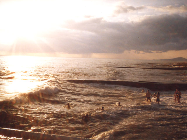 Statuesque Sea