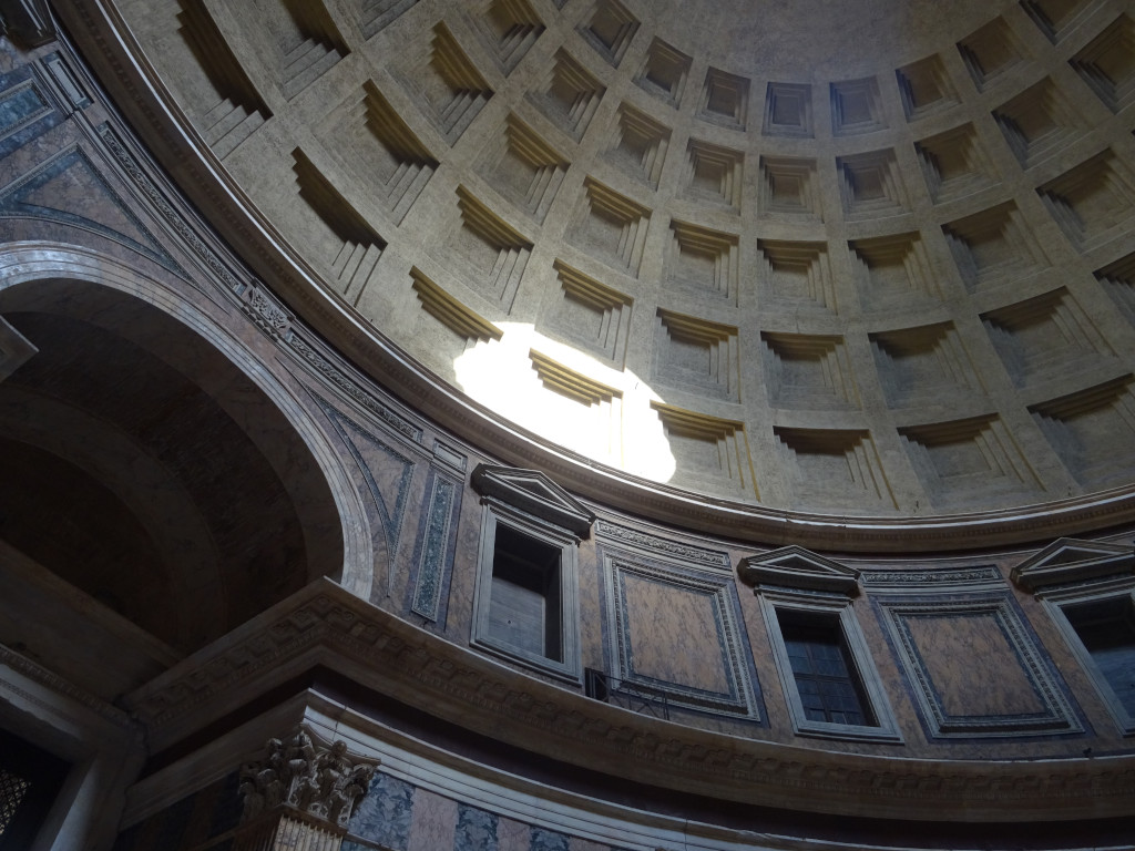Sunny Hole of Pantheon