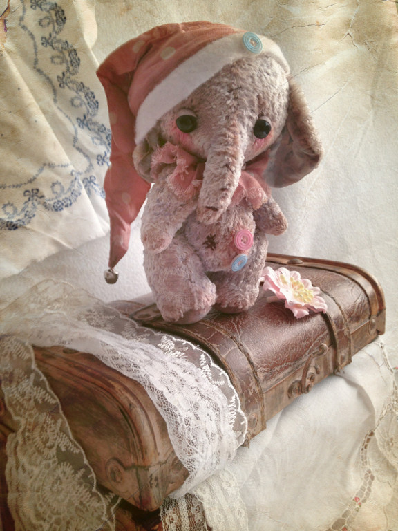 Sashka 
(toy by the “teddy” technology)