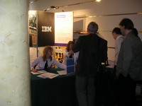 Регистрация прибывающих участников конференции IBM.