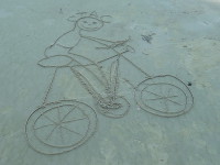 2015.09.13 Дружеский велошарж на песке тайского пляжа.