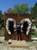 2019.06.05 Как ангел (читать слитно!:-) на страусиной ферме Родоса.