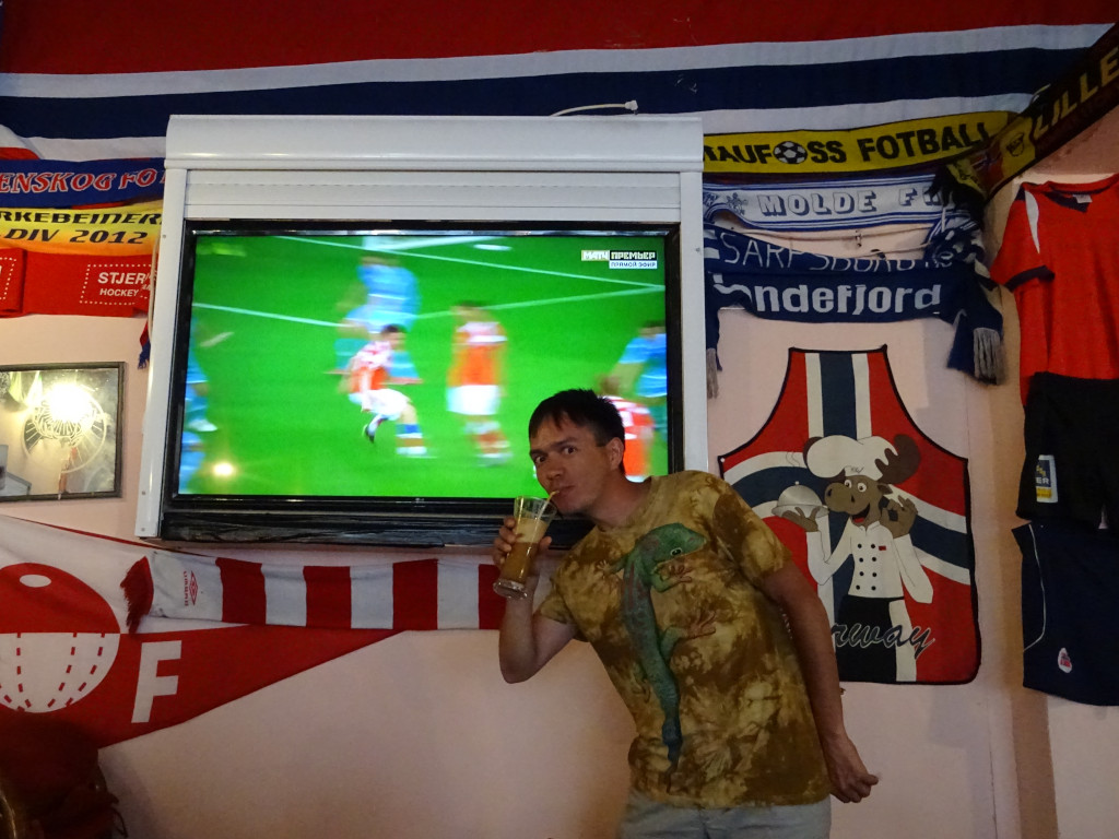 2019.06.08 Even having vacation on Rhodes, we found a sport bar to cheer for the Russian football team against the national team of San Marino.