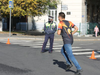 2021.09.11 I am running the Vladimir “Golden Gate” Half Marathon from one orange cone to another, under the gaze of a traffic cop, making sure that I do not exceed the speed limit. 😁