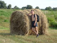 2022.08.13 If a guy wants to be photographed with a haystack, then (on the Bogolyubovo meadow and) not in one of the poses in which girls are photographed.