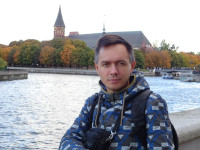 2022.10.09 Эта фотография на фоне Кёнигсбергского собора стала моей 3-й аватаркой в Telegram'е.