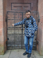 2022.10.09 Любил ли я университетские лекции по философии Канта? Нет. Могу ли я сожалеть о смерти этого великого человека? Да, как и о любом незлом человеке.