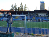 2022.10.10 На территории (старого) стадиона «Балтика» – когда-то домашнего стадиона «премьер-лигового» футбольного клуба «Балтика» (надпись ещё осталась, справа), а ныне домашнего стадиона «2-лигового» футбольного клуба «Балтика-БФУ».