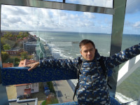 2022.10.12 Колесо обозрения «Глаз Балтики» в Зеленоградске (Cranz): наверху, с видом на Балтийское море в сторону Светлогорска (Rauschen).