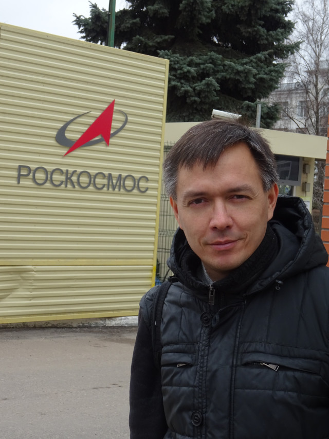 2023.03.31 У ворот «Роскосмоса», пытаюсь проникнуть на территорию одного из его предприятий. 🤫 2023.03.31 У ворот «Роскосмоса», пытаюсь проникнуть на территорию одного из его предприятий. 🤫