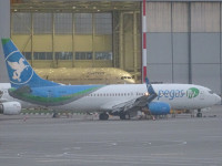 Самолёт Boeing 737-800 с бортовым номером VQ-BVY российской авиакомпании “Pegas Fly”.