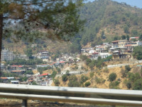 Какая-то греческая… ой, то есть кипрская деревушка в горах Троодос (Τροόδος).