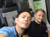 Тут я только со своим младшим сыночком не потому, что я люблю его больше старшего, а потому, что последний при фотографировании вздумал кривляться. 🧐