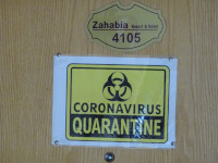 Пример номера, “Zahabia Resort & Hotel | 4105”, в котором объявлен карантин по коронавирусу (coronavirus quarantine). Напомню, что у нас был номер 12 (а тут 5).