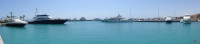 Панорама пристани Хургады (Hurghada Marina) с недешёвыми яхтами.