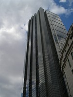 Лондон (London), Сити (the City of London). Ещё один незатейливый небоскрёб.